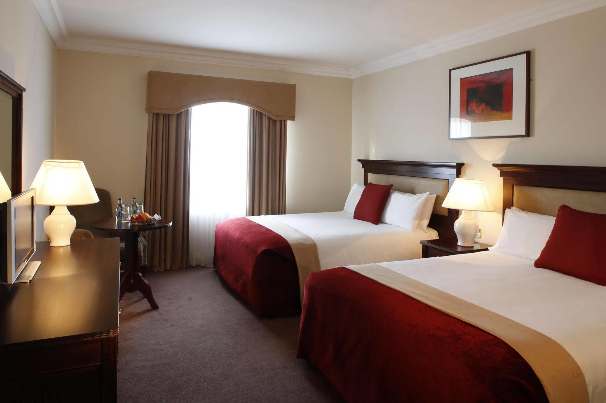 The Park Hotel Dungarvan Dungarvan  Bagian luar foto